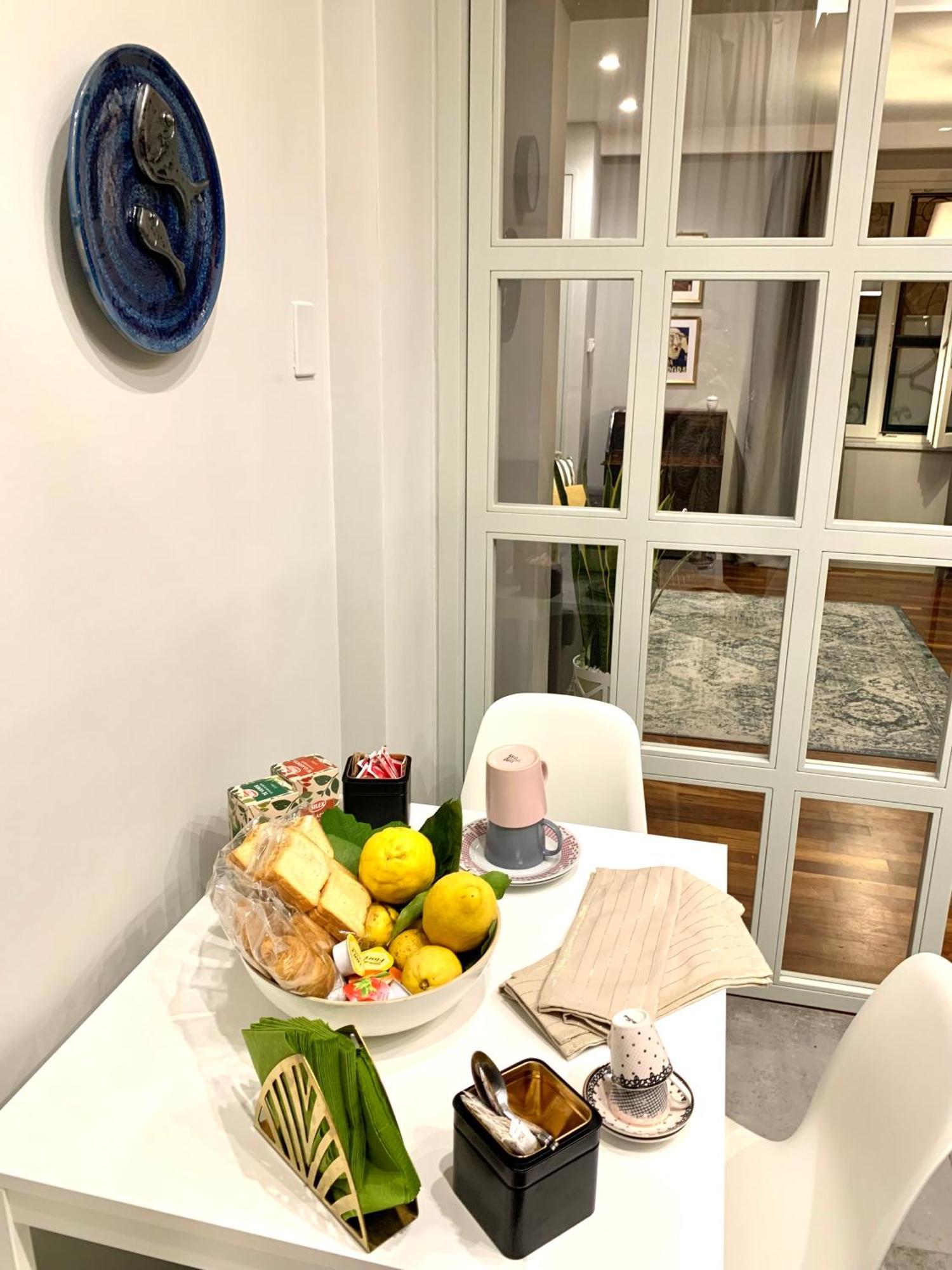 Maison Barbuti Салерно Екстериор снимка
